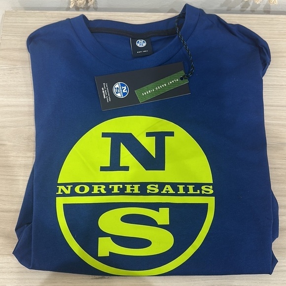 NWT North Sails SS T-Shirt W/Graphic Ocean Blue
Medium - Picture 8 of 8
